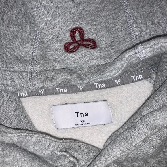 TNA hoodie - Picture 3 of 4
